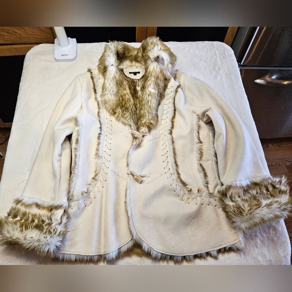 KAITY - 2006 Nat Jacket Woman's Sz Med Cream/Tan Color Button Loops  